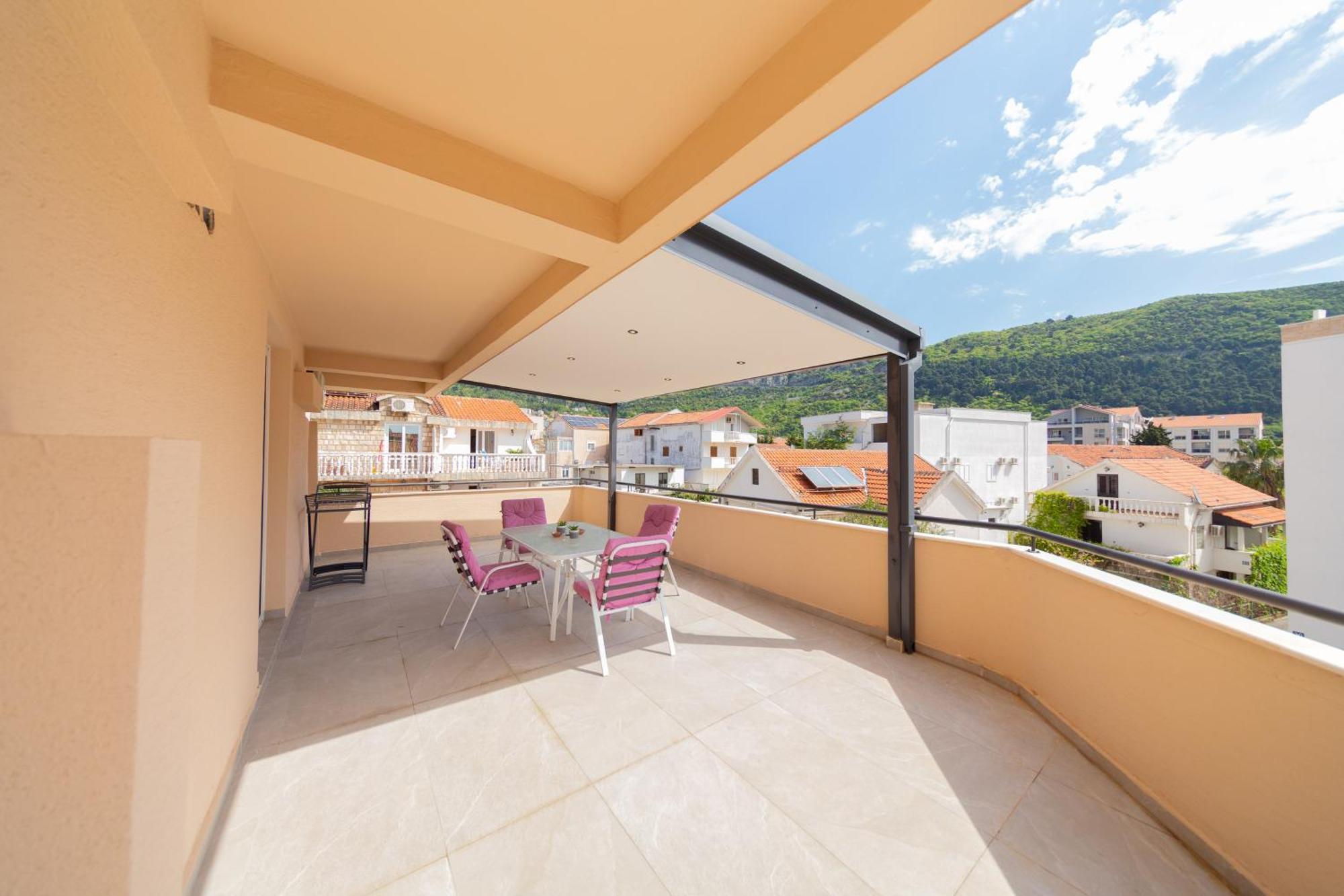 Azzuro Apartament